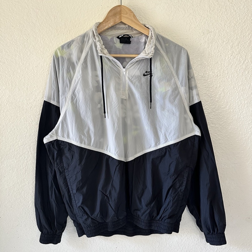NIKE SB Paradise Skateboarding Windbreaker Black/White Size Small